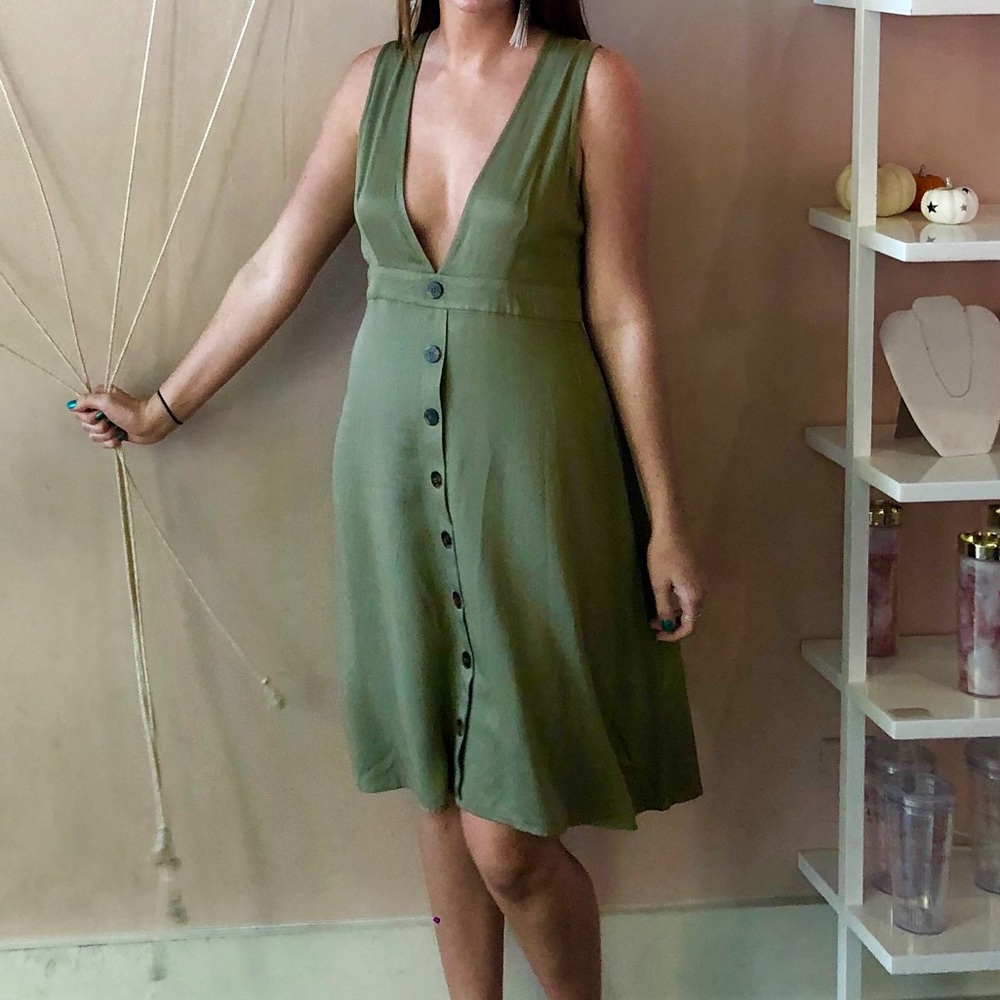 Women’s Midi Dress - Olive Green, Open Back